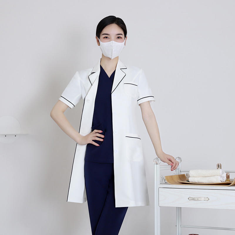 Bata de Laboratorio Blanca de  - Medical Lab Years reseña y precio