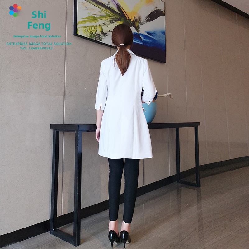 Uniforme de Trabajo para Docto - Medical Lab Years reseña y precio